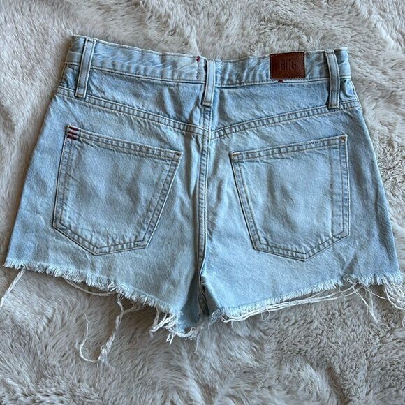 BDG Cut off Jean shorts, girlfriend high-rise Urban‎ Outfitters size 27 NWOT - Picture 4 of 10